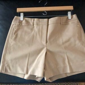 Never been worn classic short